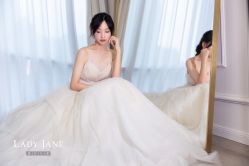 -Lady  Jane高端婚纱礼服馆