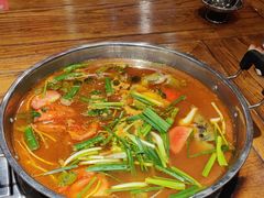 -亮欢寨酸汤鱼(沙冲路店)