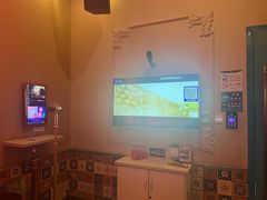 -莹乐迪量贩式KTV(祝桥店)