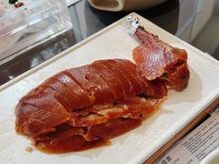 酥不腻烤鸭-小大董·烤鸭(观景餐厅·南京西路店)