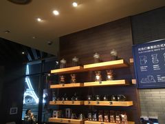 -星巴克臻选(济南万达店)