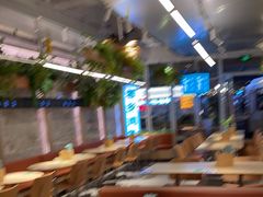 -老乡鸡(上海白玉兰广场店)