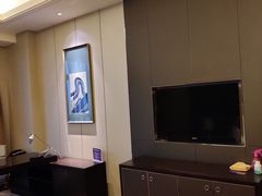 -天津京基皇冠假日酒店