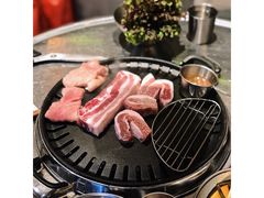 盛开五花肉-401餐厅(弘大店)
