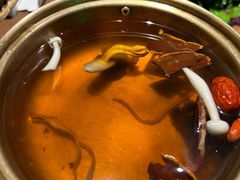 -慢丽江·云南野生菌土鸡锅(西山店)
