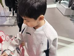 -枫叶小镇奥特莱斯