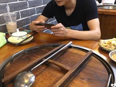 -曹丞相·地锅鸡·地锅鱼(武林店)