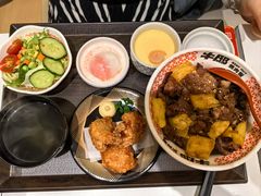 -牛邸·烧肉饭(来福士店)