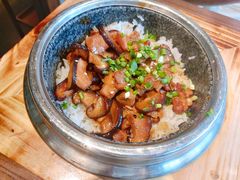 照烧鸡腿饭-明洞阿姨·韩式酱蟹烤肉·创意料理(三元桥店)