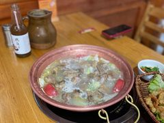 -阿婆情腊排骨火锅(金虹路店)
