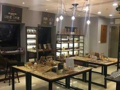 -肆兮眼镜·蔡司·徕卡战略合作店(大坪店)