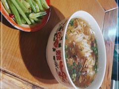-矮子粉店1985·长沙米粉(湘春路店)