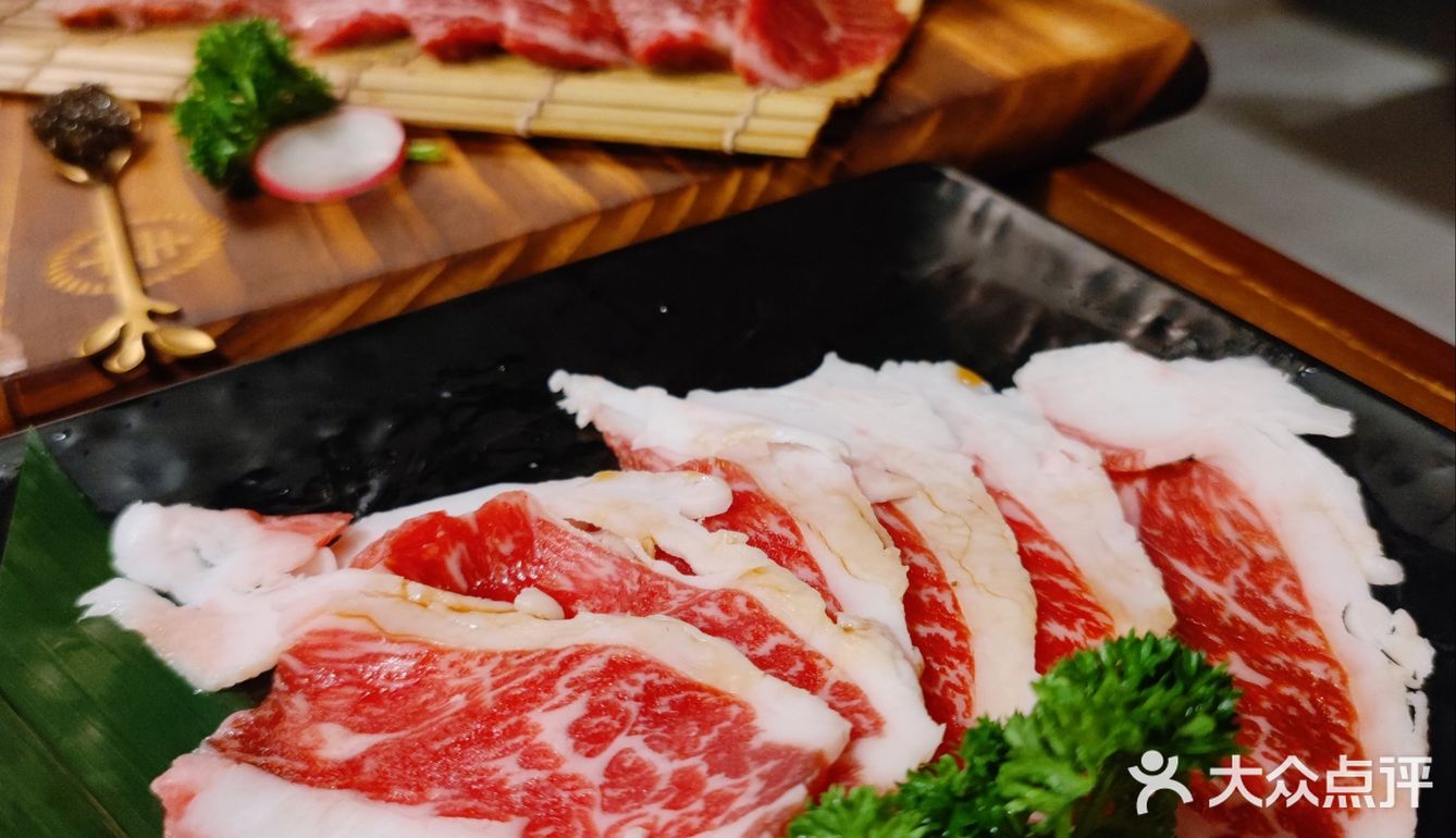 吃美味烤肉，幸乎？幸也！[奸笑]