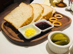 -塔道斯西餐厅(中央大街店)