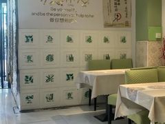 -丽丽三鲜螺蛳粉(田林路店)