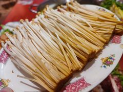 -潮汕·草根牛肉档(上海荟聚城市集市店)