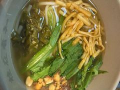 -桂在香知桂林米粉(南岗松雷店)
