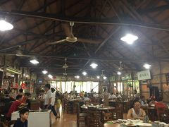 大堂-绿雅居原生态农庄(小涌店)