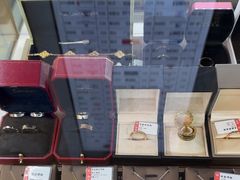 -恒一珠宝·回收黄金钻石奢侈品(灵岩南路店)
