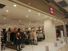 -优衣库(洛阳中州万达广场店)