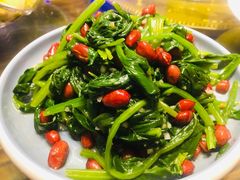 果仁菠菜-金谷园饺子·烧烤(人大总店)