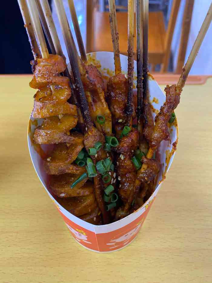 阿遇烤五花-"位置比较难以形容,反正也是观音桥的一个美.