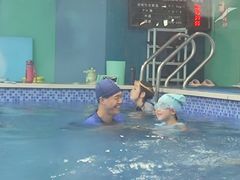 -Swim斯卫姆国际儿童游泳中心(红博中央公园店)