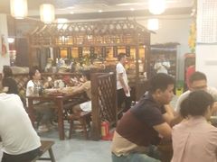 大堂-黄桷树曹家私房菜(江与城店)