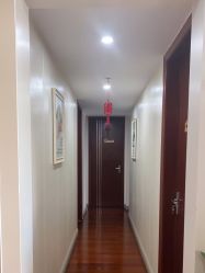 -Mamom club 慢会所(爱丁堡店)