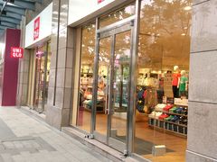 门面-优衣库(广州恒宝广场店)