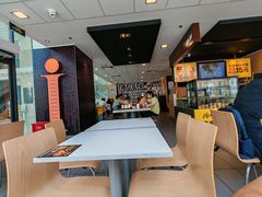 -麦当劳(假日广场店)