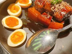本帮红烧肉配蛋-吉品小鲜Jhouse(陆家嘴中心店)