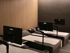 -涨巢·潮玩水疗局