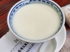 香滑凤凰奶-周大娘牛乳(旧寨古村总店)