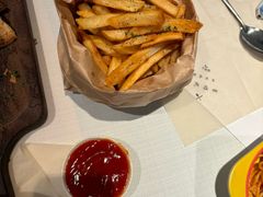 -春树下·树屋花房西餐厅(罍街AS1980店)