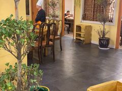 大堂-峰瑞藏地美食·石锅鸡·牦牛肉(大昭寺品牌店)