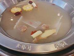 牛骨高汤-皇牛鲜生·牛爱牛鲜牛肉自选火锅(晋吉北路店)