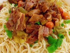 -阿阳牛腩腌面店