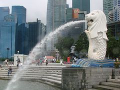 -狮头鱼尾像