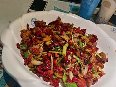 -楼兰古丽·新疆拌面·清真(华阳城店)