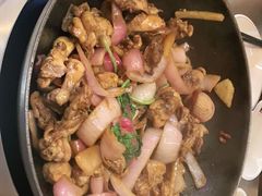 -胡须佬鸡煲四季火锅店(石厦西村直营店)