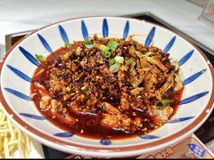 -黄记煌三汁焖锅(新佳丽江汉路店)