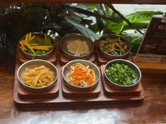 -银米·云南传统过桥米线(双廊黑金冠店)