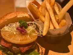 芝心手打牛肉堡-龙治汉堡(中华城店)