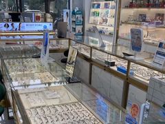 -世纪大明眼镜·林德伯格·蔡司官方授权店(武昌旗舰店)