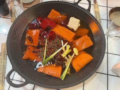 -扎起市井老火锅(乐山总店)