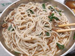 -正宗杨记普洱酸醋米线(总店)