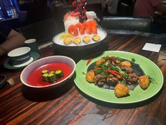 -粤·向群饭店(麓景路店)