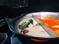 -湊湊火锅·茶憩(恒隆广场店)