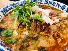 水煮腰花肉片米线-贵州米线(童家巷店)